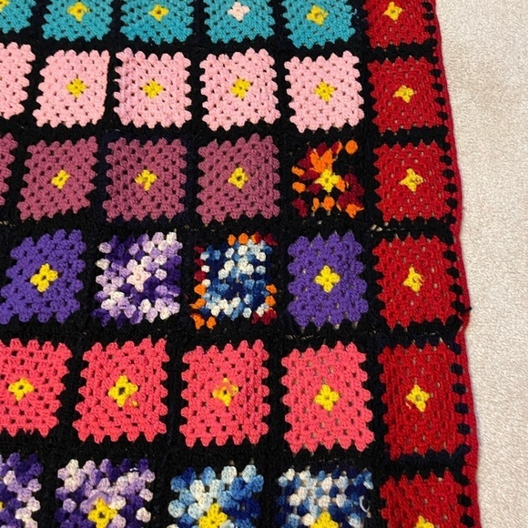Handmade Granny Square Blanket Throw Afghan Quirky - Picture 8 of 8